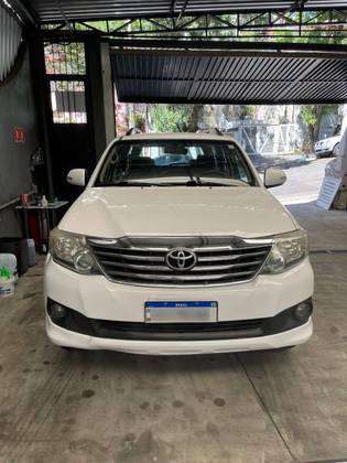 TOYOTA HILUX SW4 2.7 SR 4X2 16V FLEX 4P MANUAL